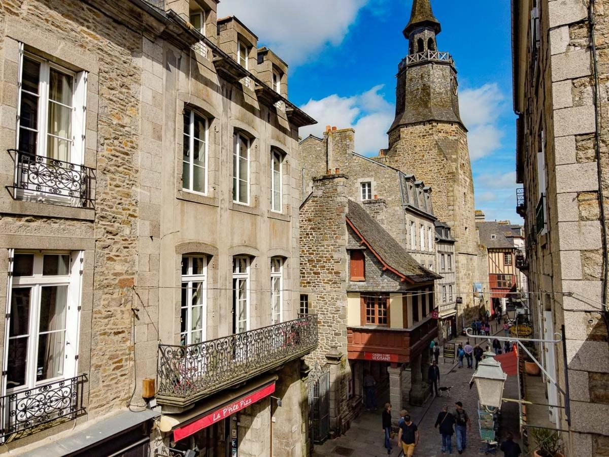 Appartement De La Tour De L'Horloge De Dinan Exteriör bild